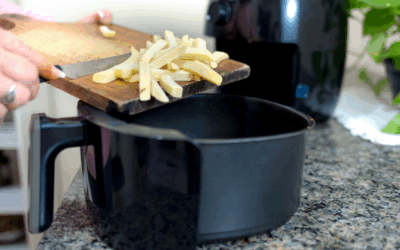 Comment cuire des frites dans une friteuse à air ?